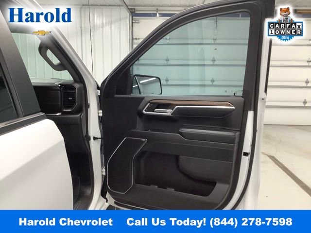 Used 2022 Chevrolet Silverado 1500 RST image 10