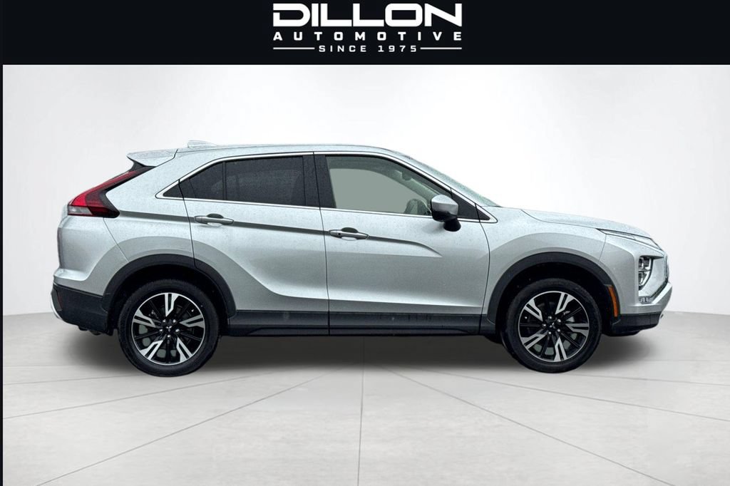 Used 2025 Mitsubishi Eclipse Cross SE AWD/4WD image 3