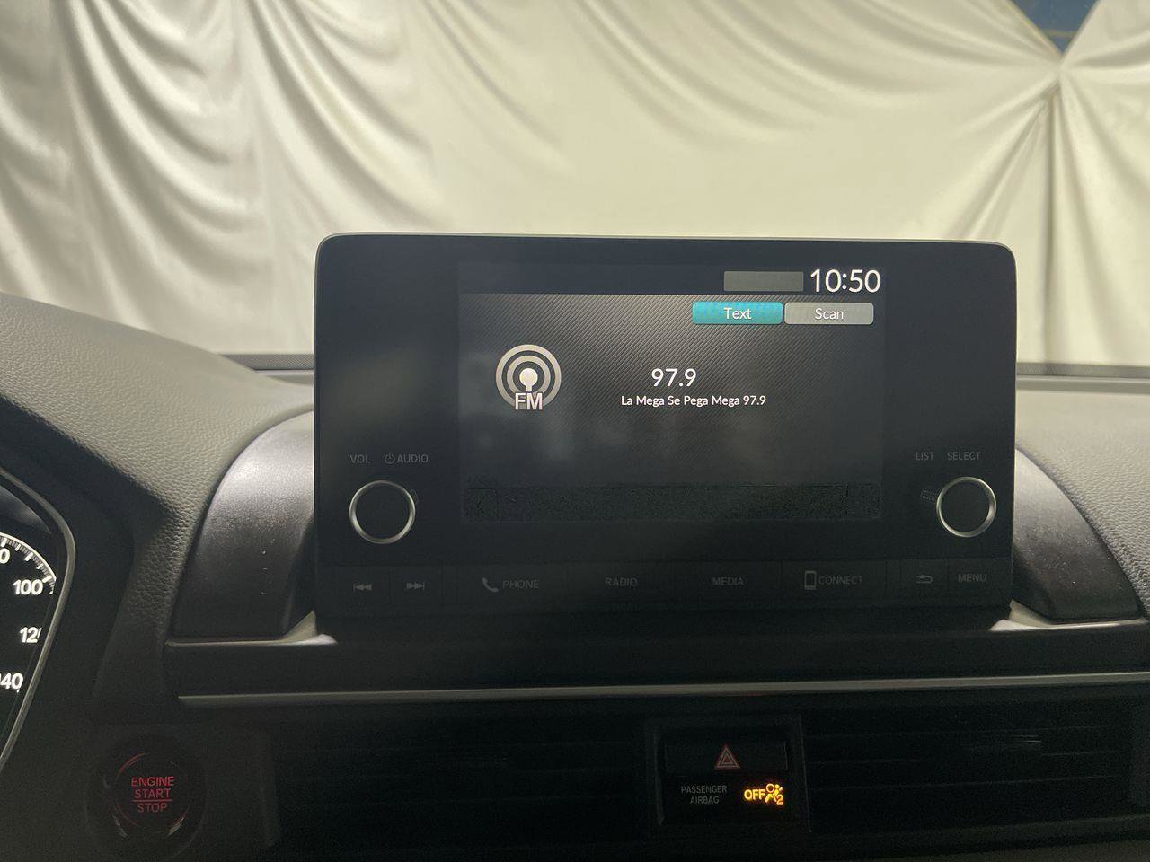 Used 2023 Honda Pilot LX image 16