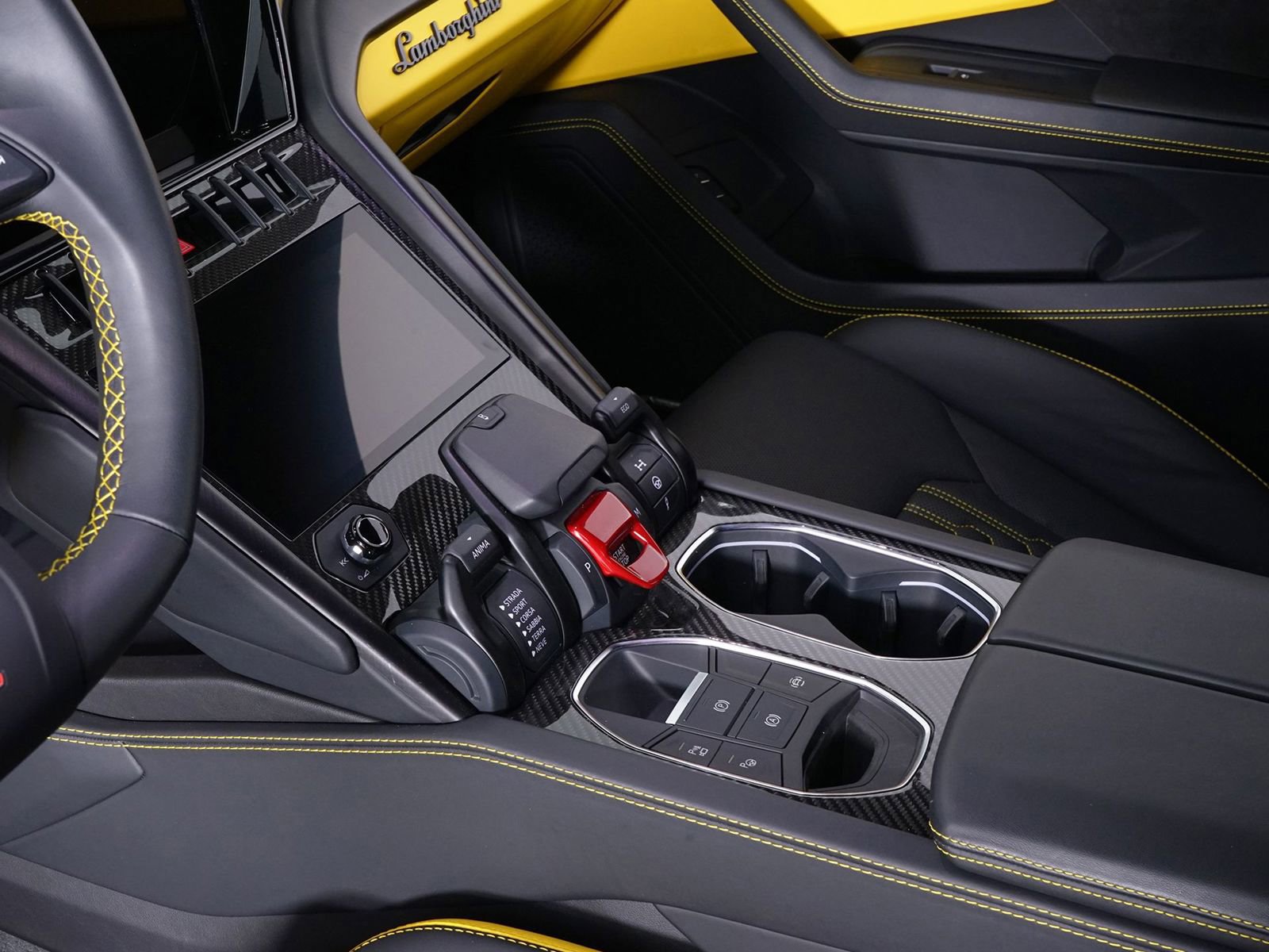 Used 2024 Lamborghini Urus S image 31