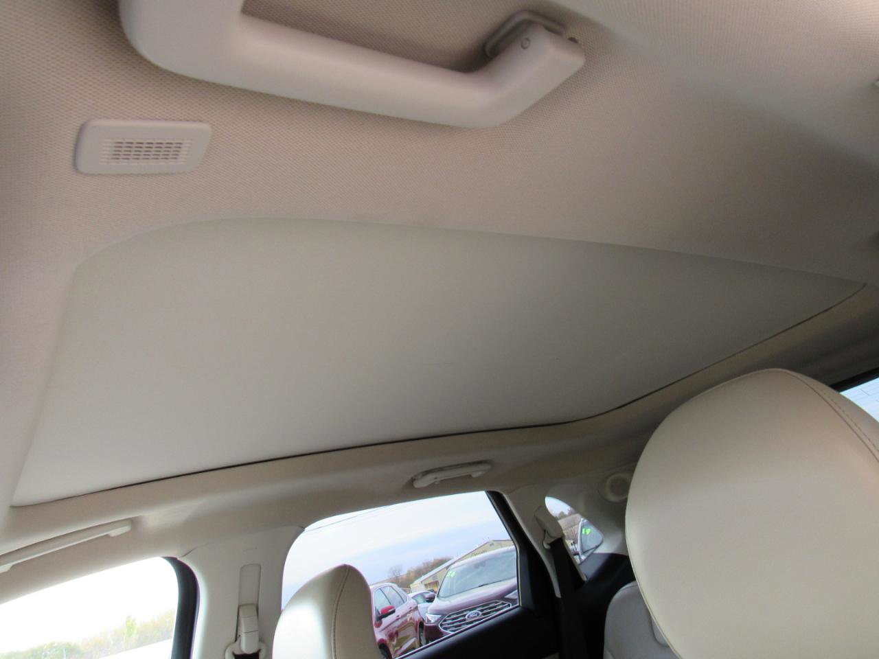 Used 2019 Ford Edge Titanium w/ Equipment Group 301A image 29