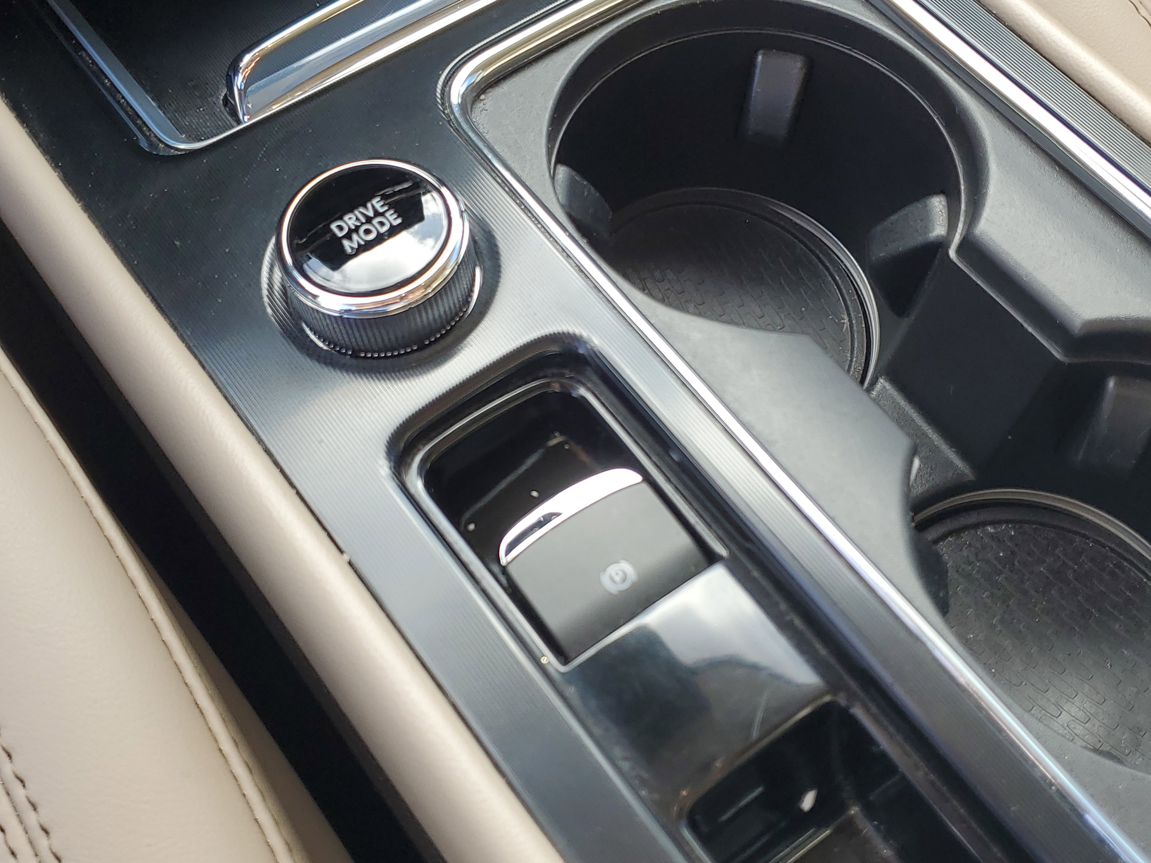 Certified 2022 Lincoln Corsair FWD image 23