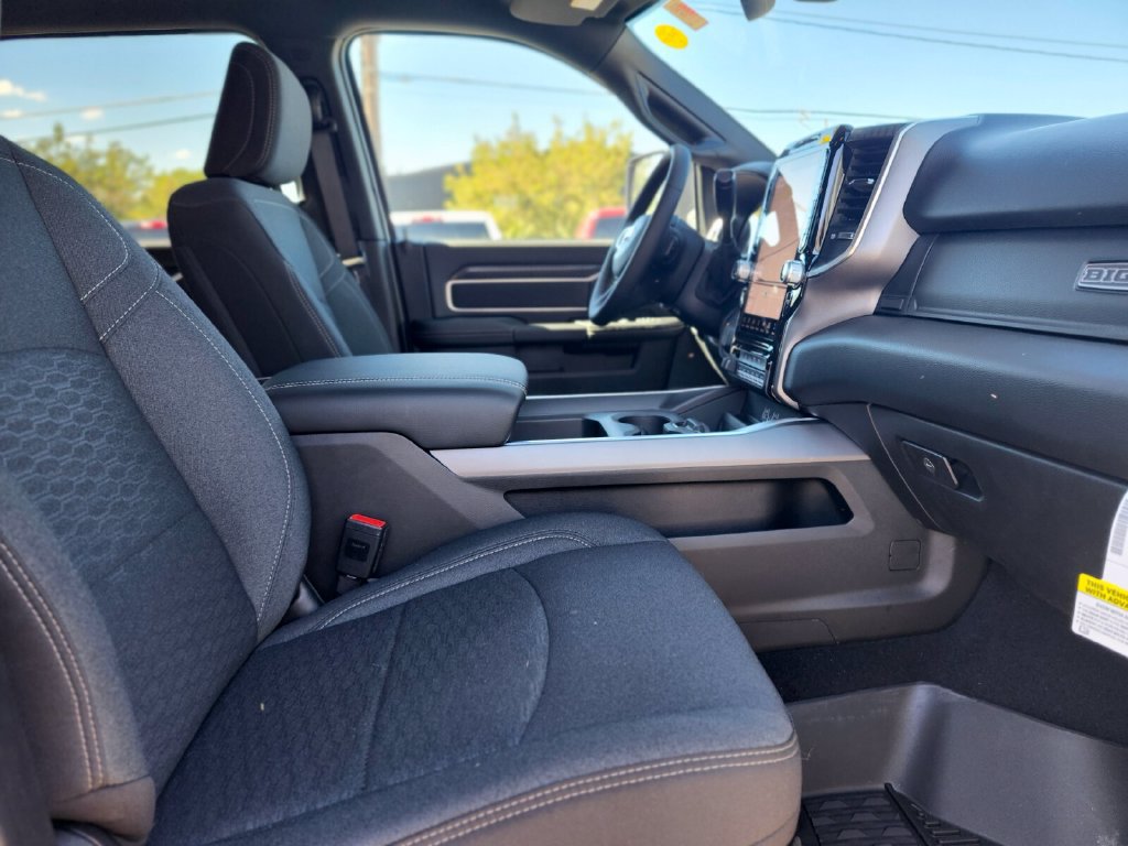 New 2026 RAM 2500 Big Horn AWD/4WD image 11