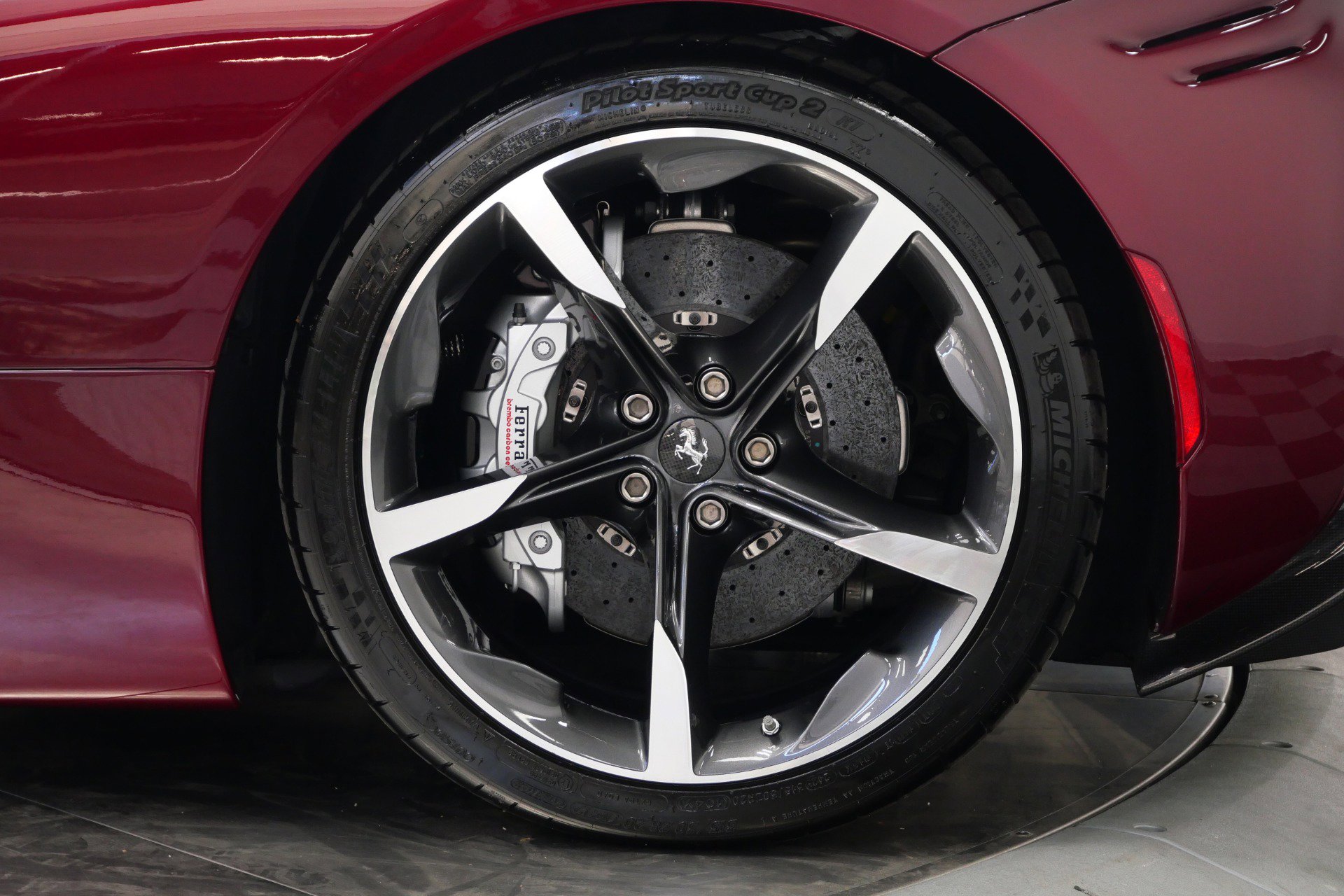 Used 2021 Ferrari SF90 Stradale AWD/4WD image 11