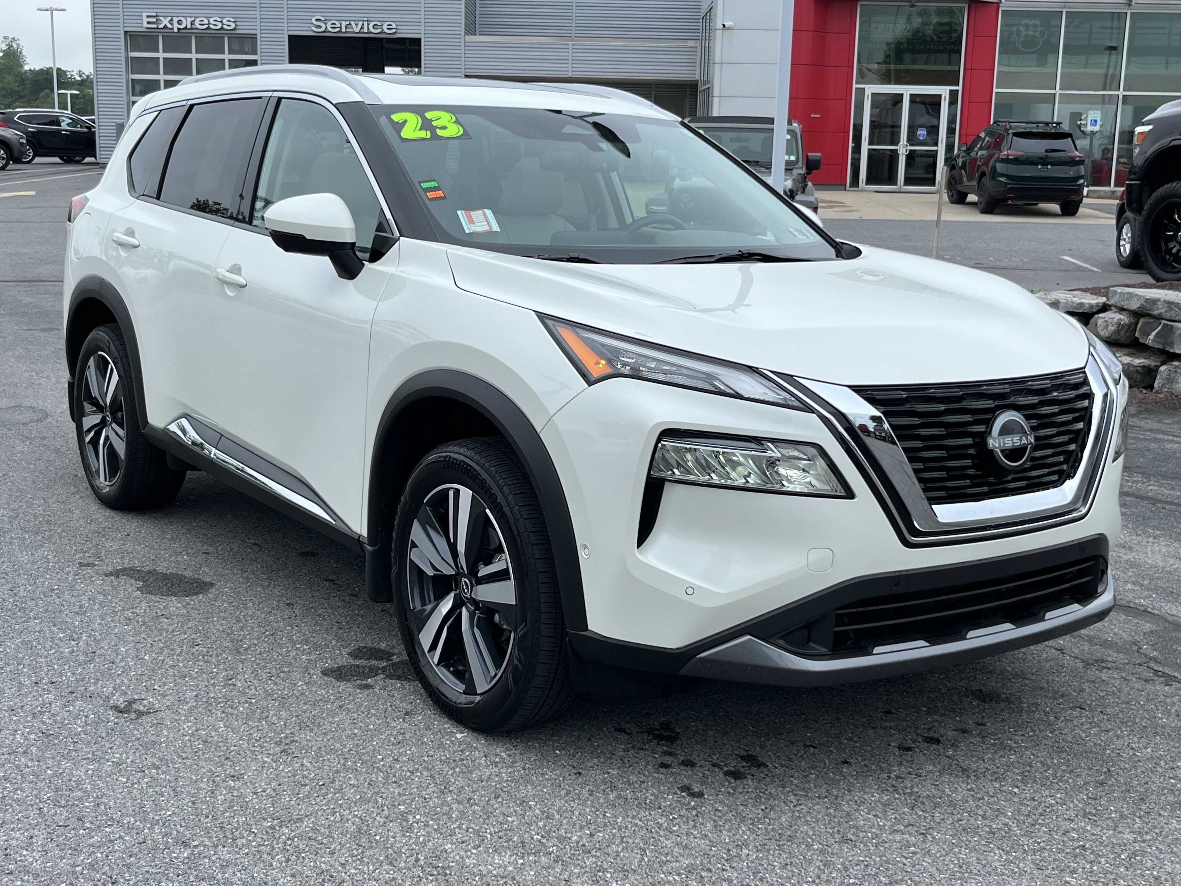 Used 2023 Nissan Rogue SL w/ SL Premium Package AWD/4WD image 1