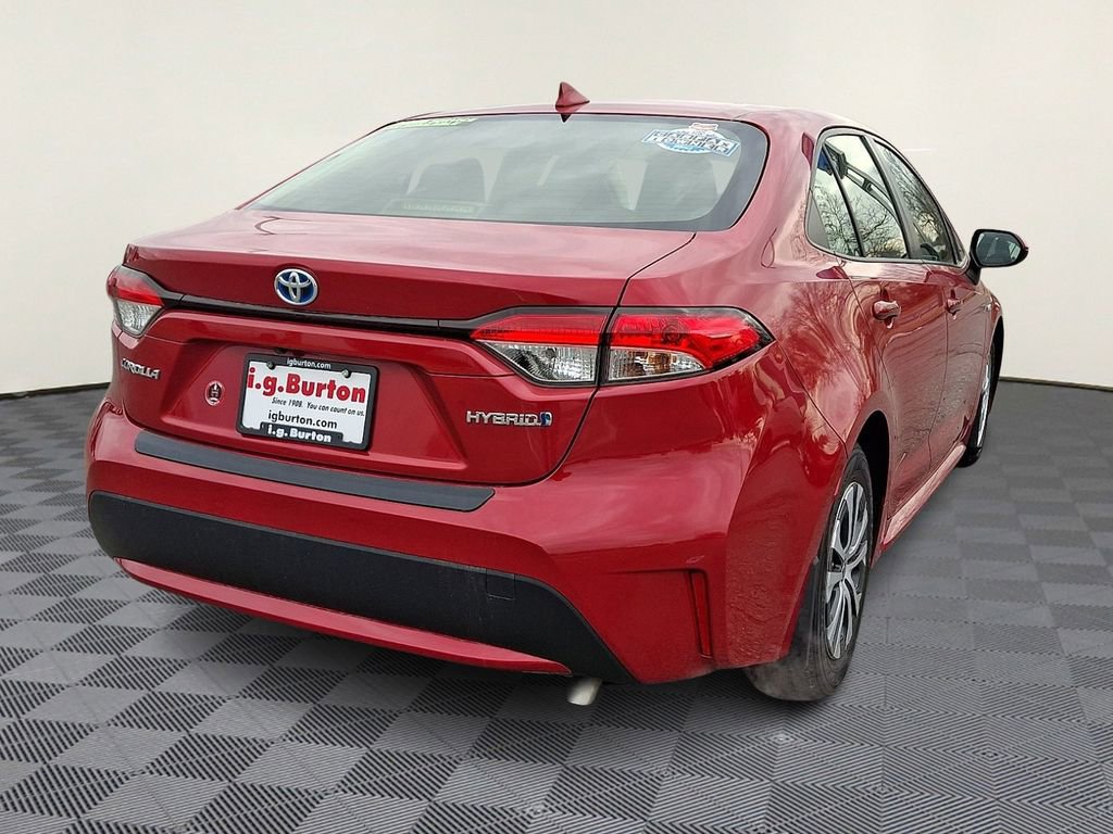 Used 2020 Toyota Corolla LE image 3