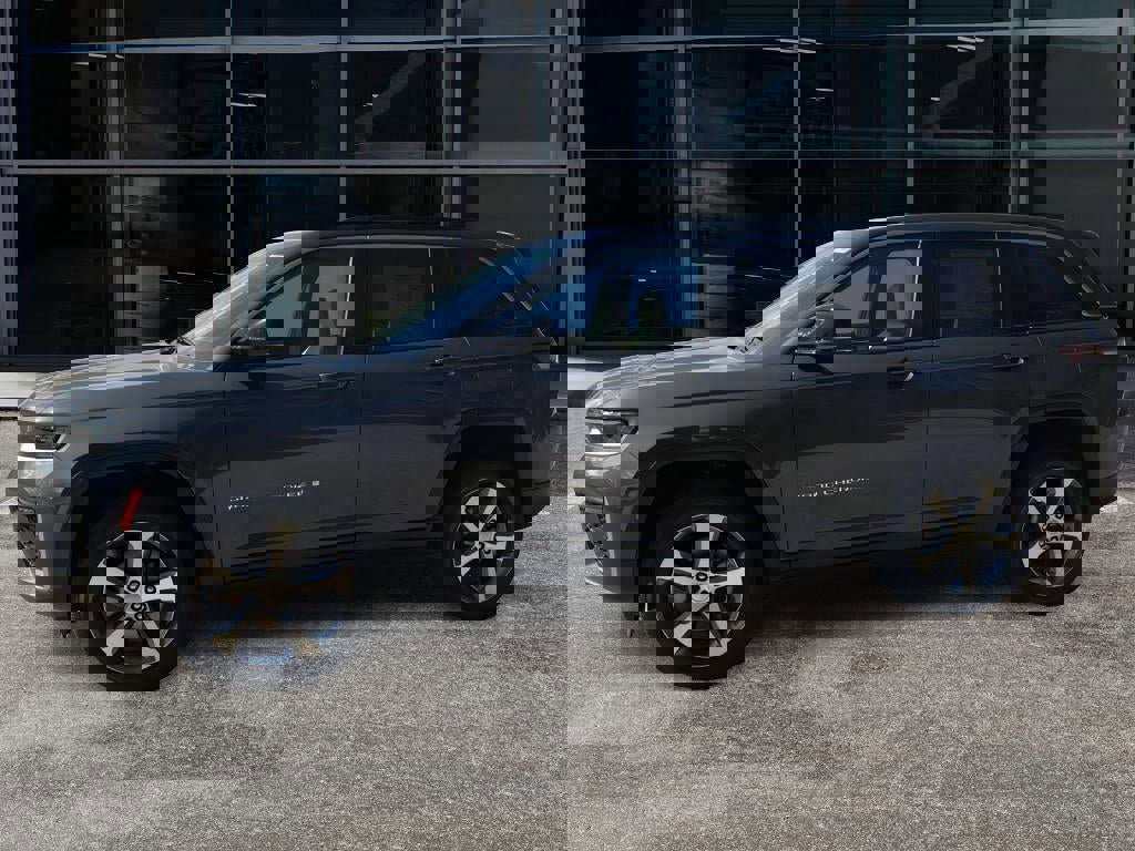 New 2026 Jeep Grand Cherokee Limited w/ Luxury Tech Group II image 4