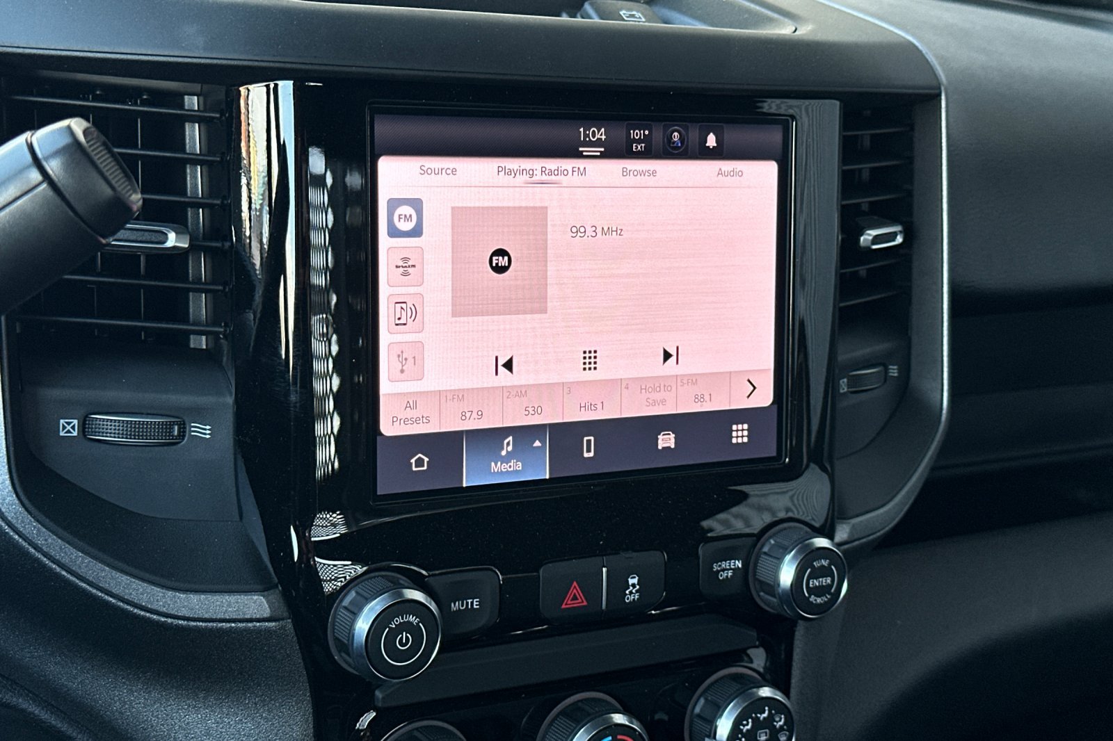 New 2025 RAM 5500 Tradesman AWD/4WD image 15