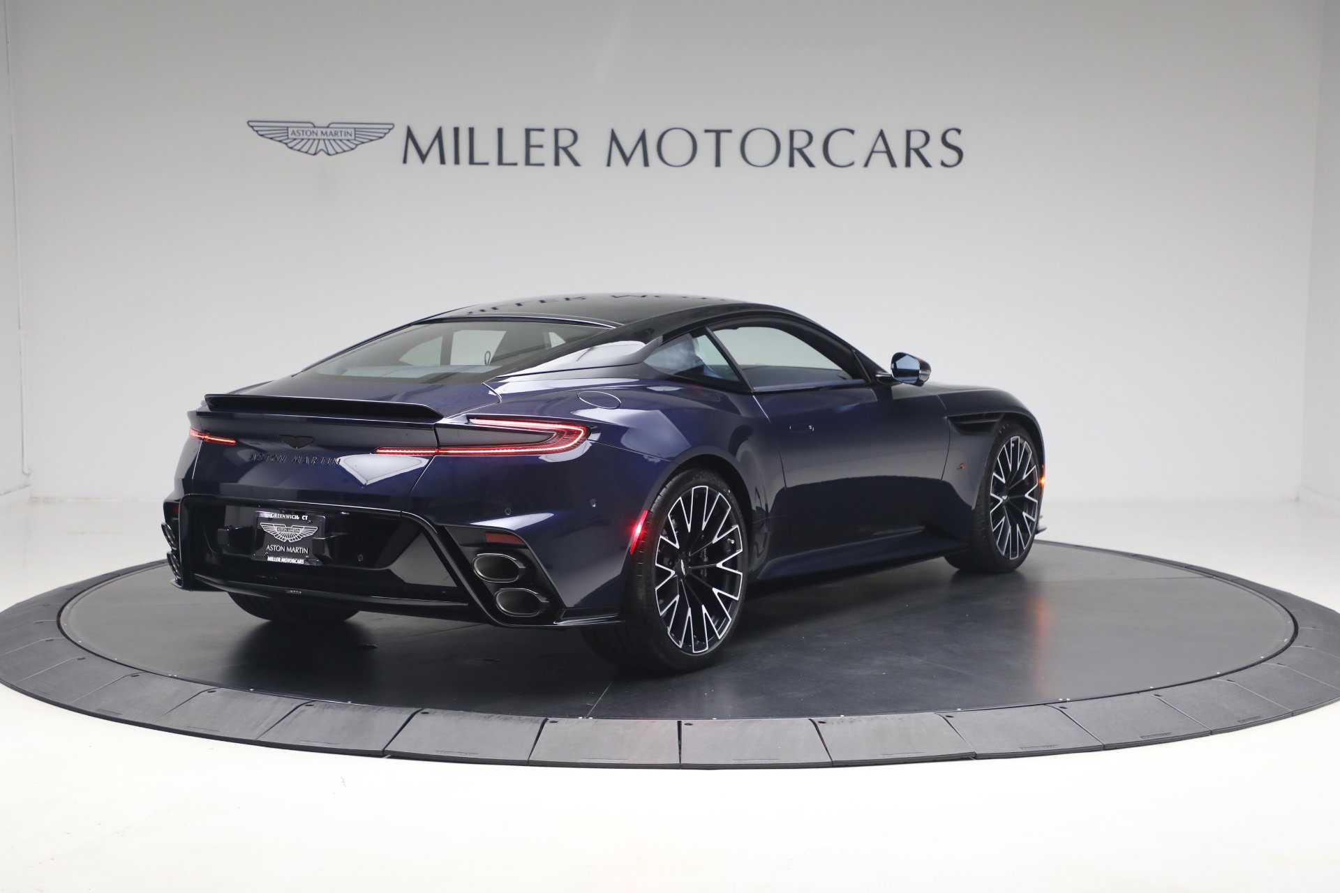 New 2026 Aston Martin DB12 Coupe RWD image 7