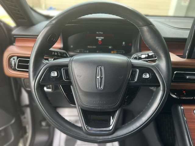 Used 2023 Lincoln Aviator Reserve w/ Equipment Group 201A RWD image 15