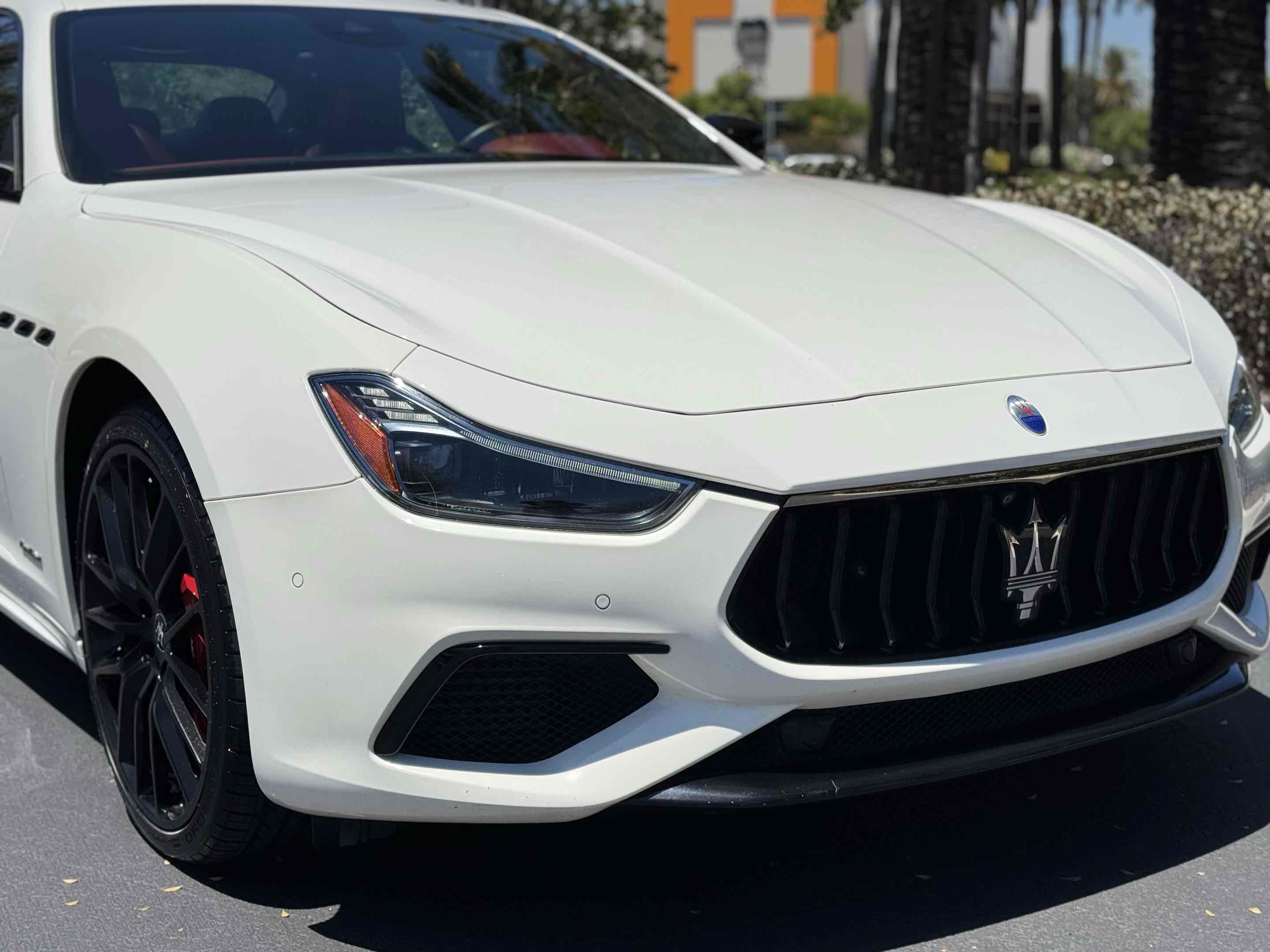 Used 2021 Maserati Ghibli S GranSport RWD image 57