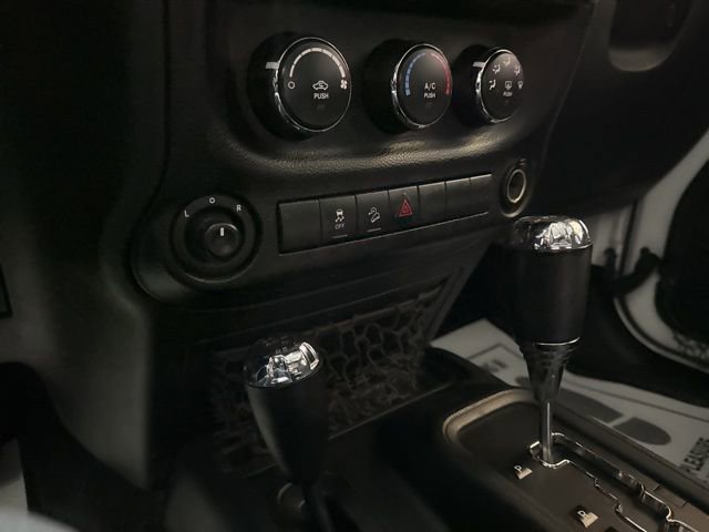 Used 2018 Jeep Wrangler Unlimited Sport S image 11