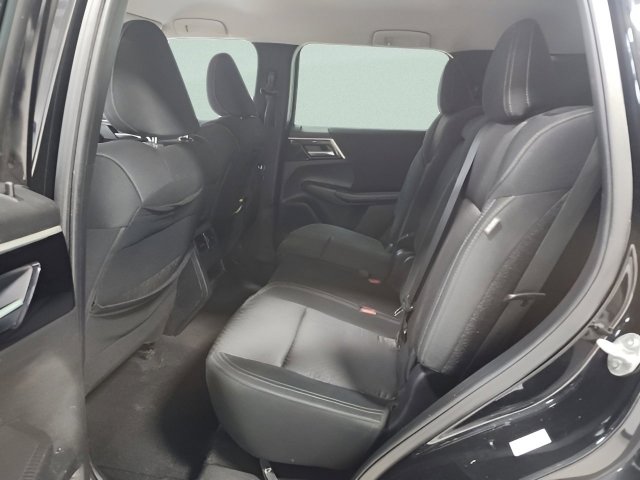 Used 2022 Mitsubishi Outlander ES image 16