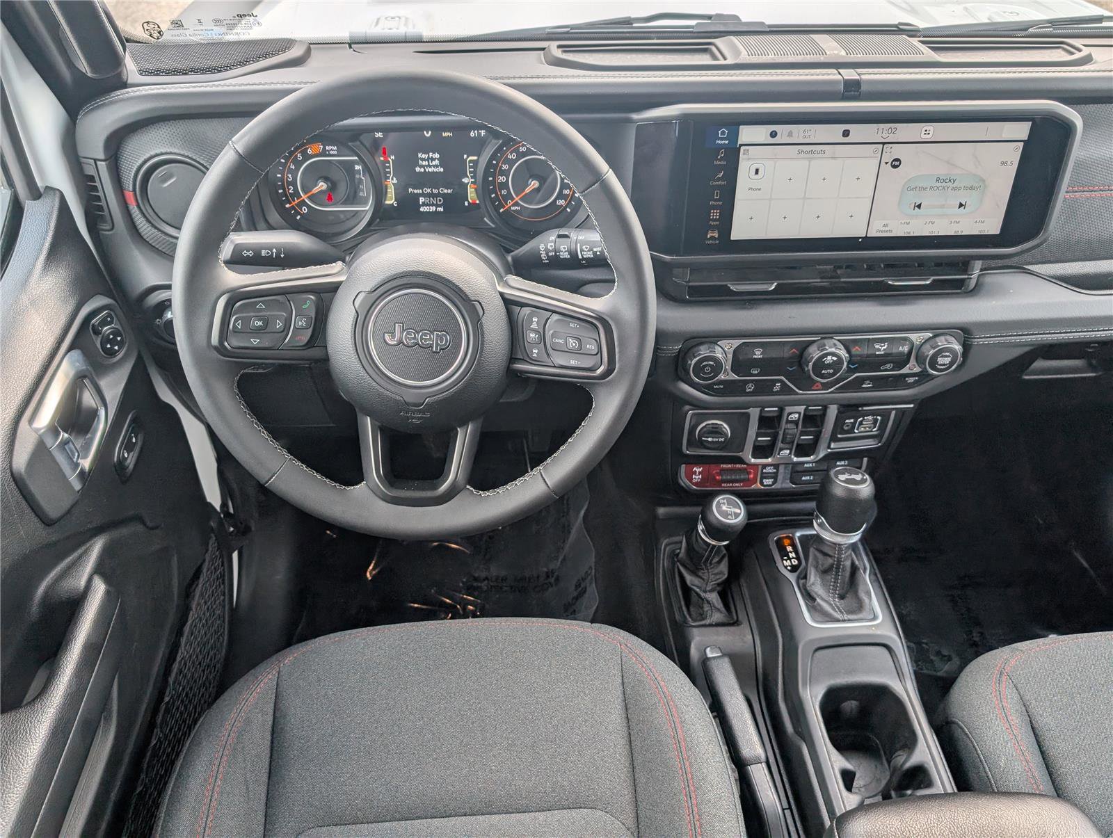 Used 2025 Jeep Wrangler Rubicon image 18