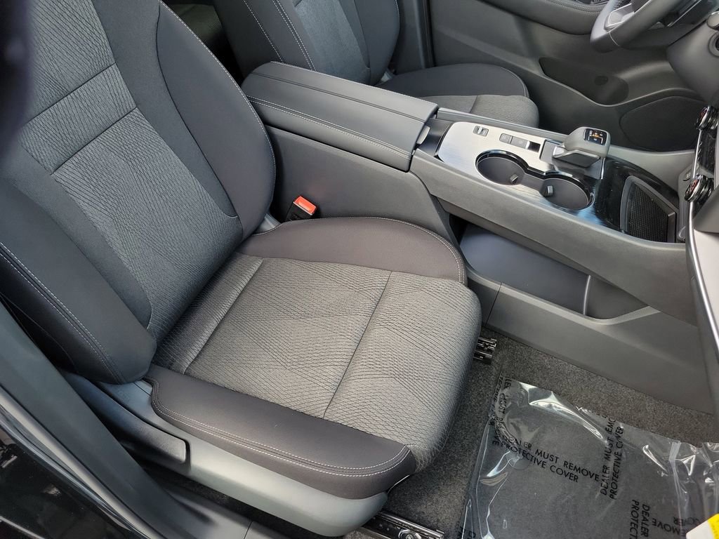 New 2026 Nissan Rogue SV image 18