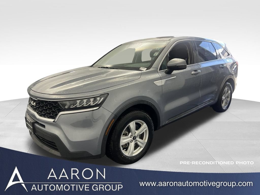Used 2023 Kia Sorento LX FWD image 1