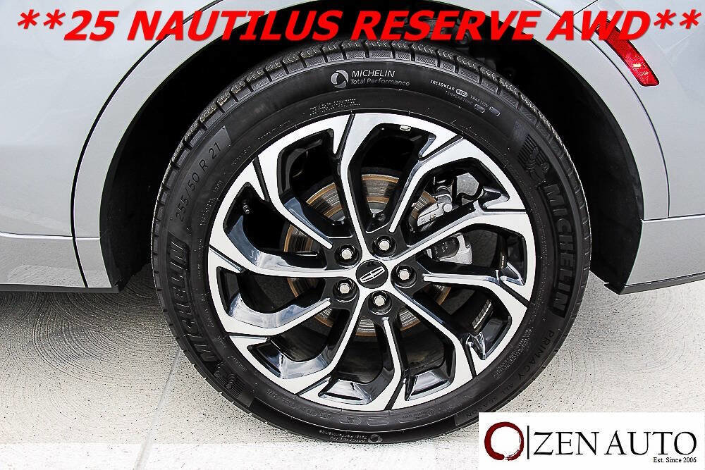Used 2025 Lincoln Nautilus Reserve image 51