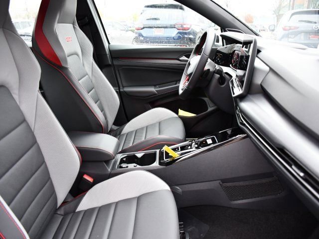 New 2026 Volkswagen GTI SE FWD image 32