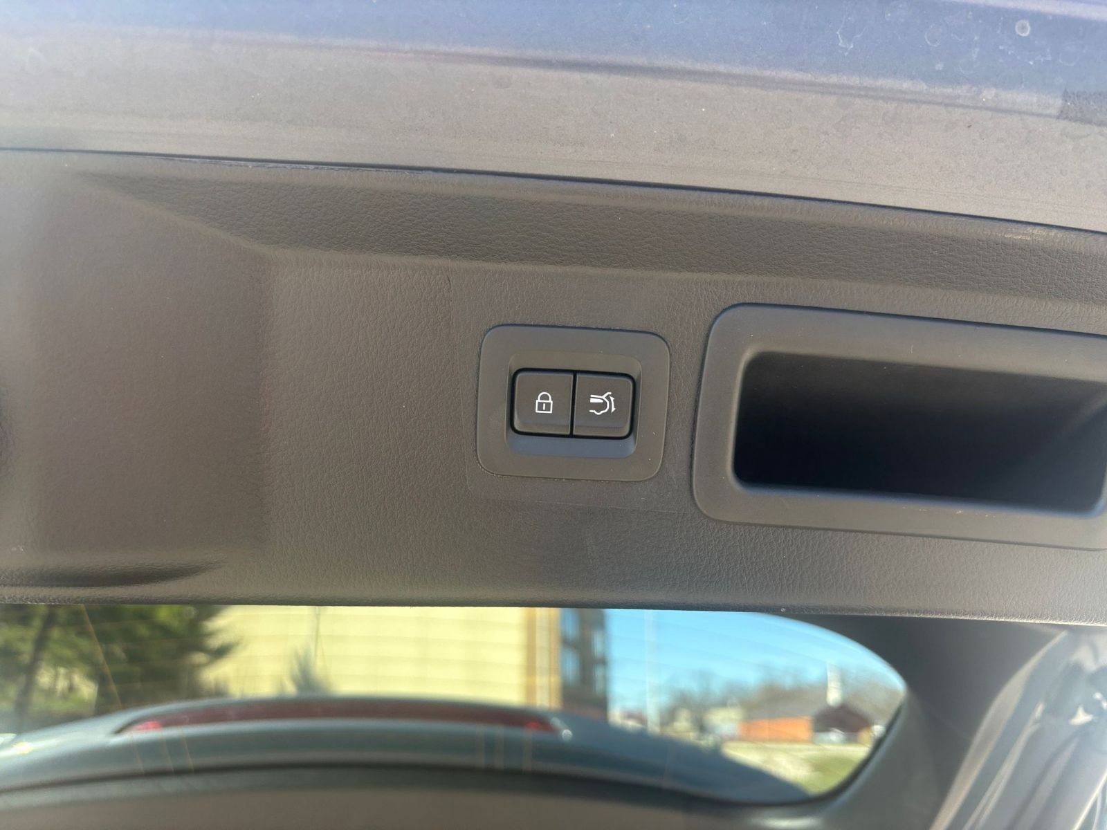 Used 2025 MAZDA CX-50 2.5 Hybrid w/ Premium Plus Pkg image 22