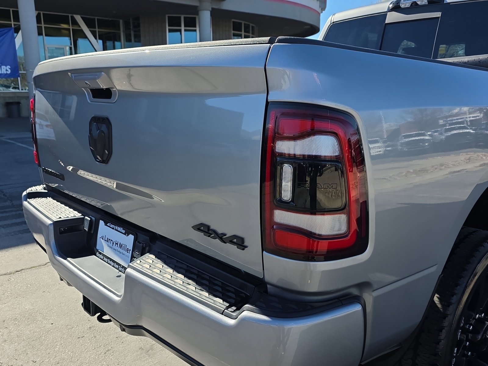 Used 2024 RAM 2500 Laramie w/ Night Edition image 12