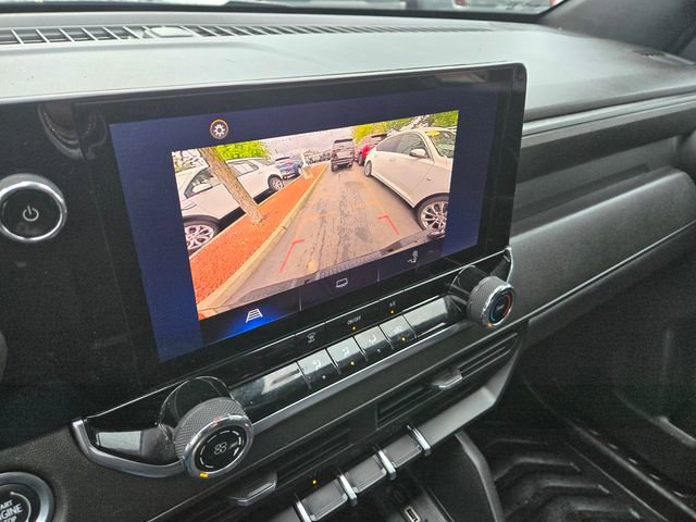 Used 2023 Chevrolet Colorado W/T image 22