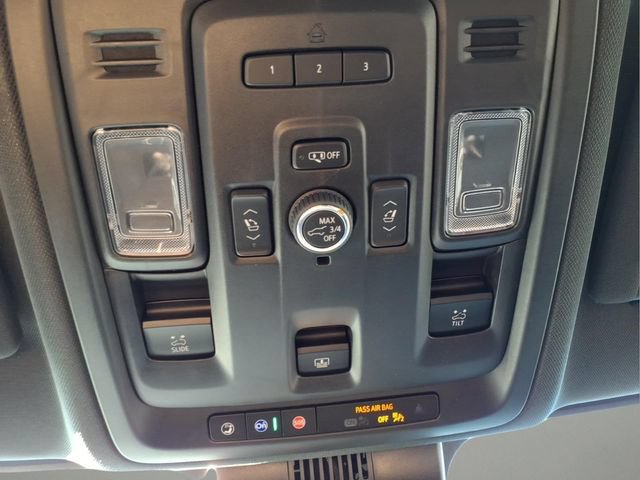 Used 2024 Chevrolet Tahoe RST w/ Luxury Package AWD/4WD image 24
