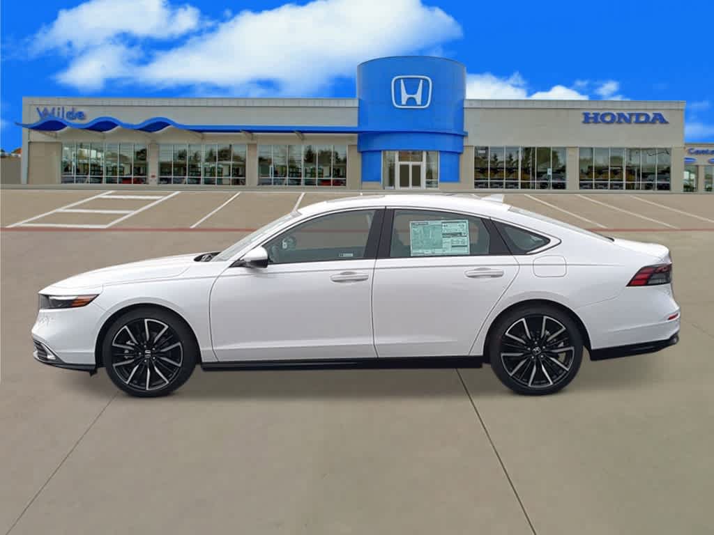 New 2026 Honda Accord Touring image 2