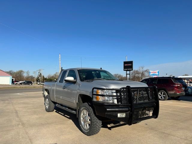 Used 2012 Chevrolet Silverado 2500 LT w/ Z71 Appearance Package image 2
