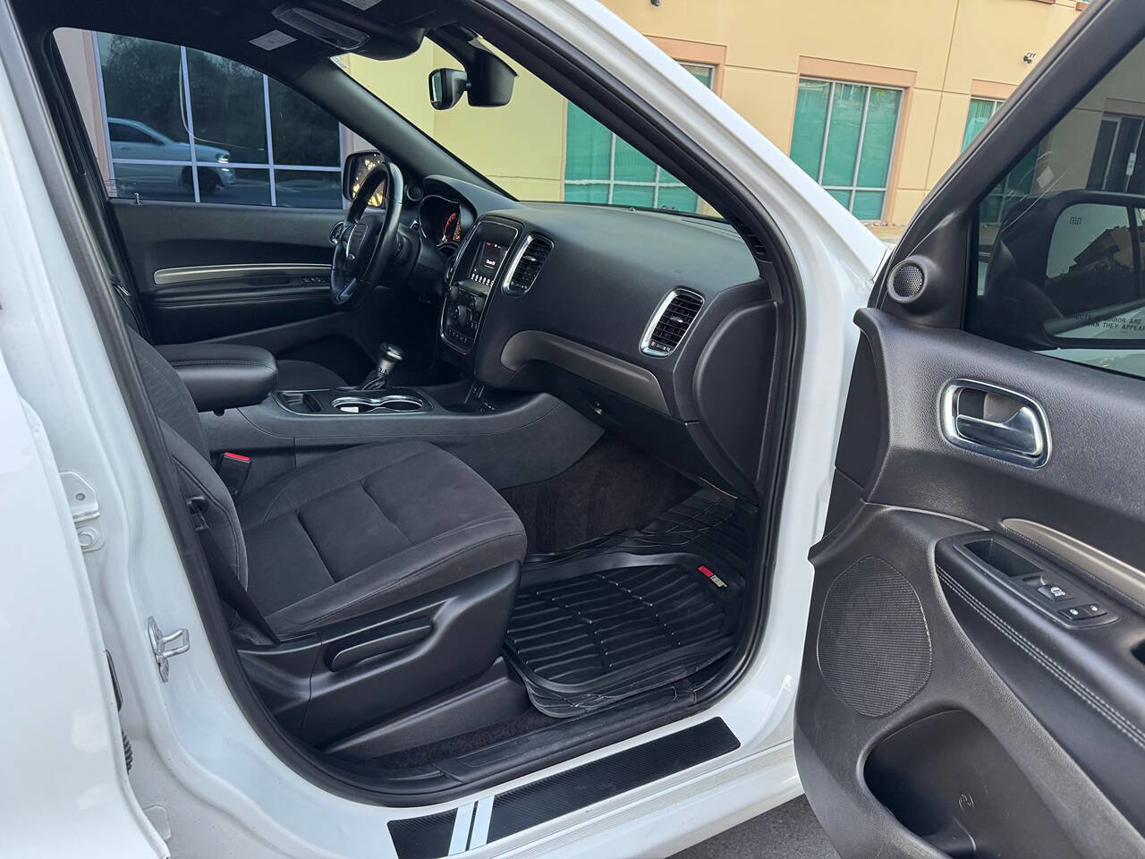 Used 2018 Dodge Durango SXT w/ Quick Order Package 2BB image 10