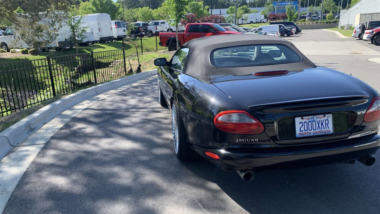Used 2000 Jaguar XK8 Convertible RWD image 10