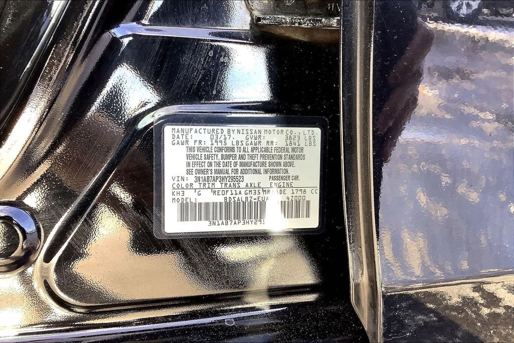 Used 2017 Nissan Sentra S image 37