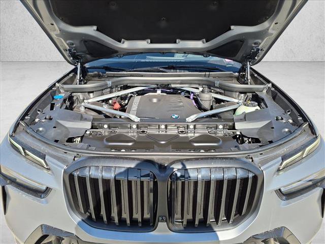 New 2027 BMW X7 xDrive40i w/ M Sport Package AWD/4WD image 16