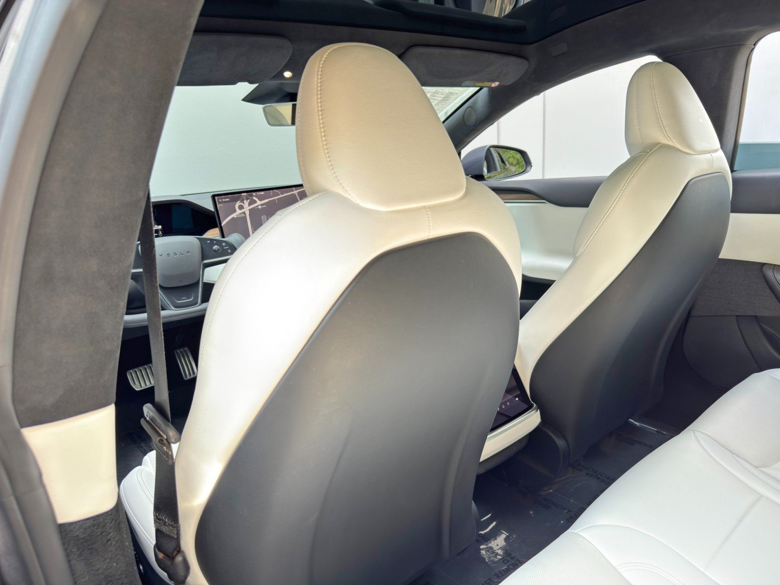 Used 2022 Tesla Model S AWD/4WD image 40