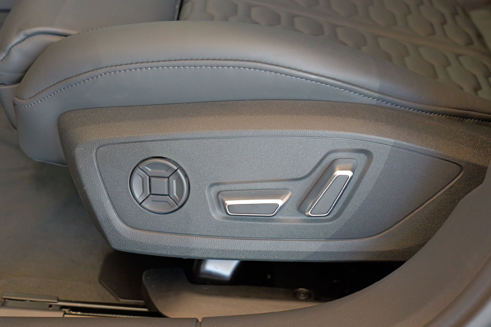 New 2026 Audi RS 6 performance image 25