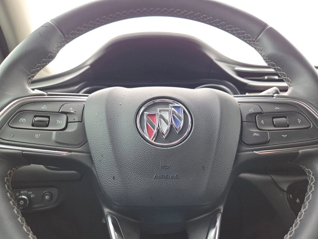 Used 2022 Buick Encore GX Preferred w/ Cold Weather Comfort Package AWD/4WD image 28