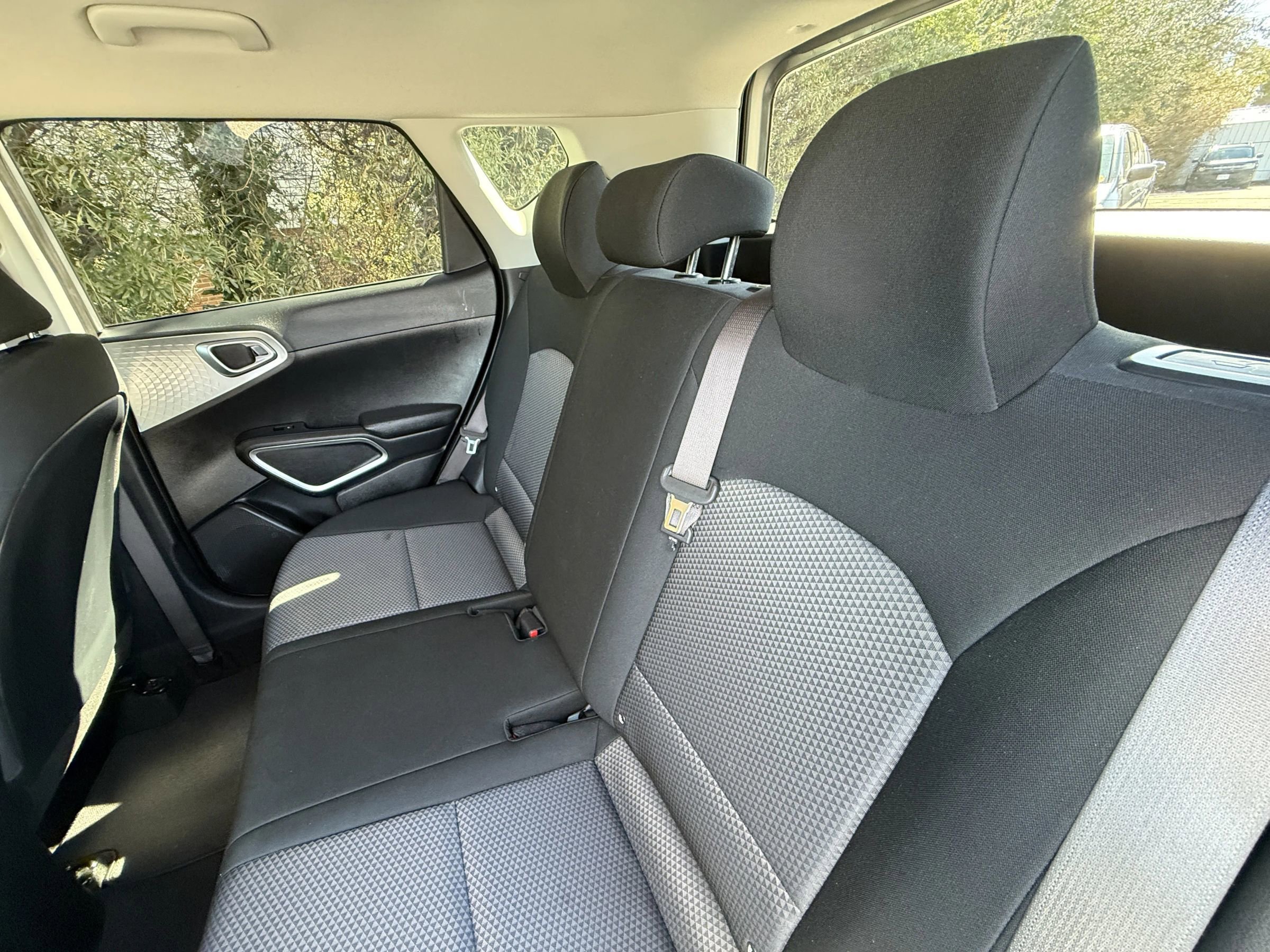 Used 2024 Kia Soul LX w/ Option Group 015 image 34