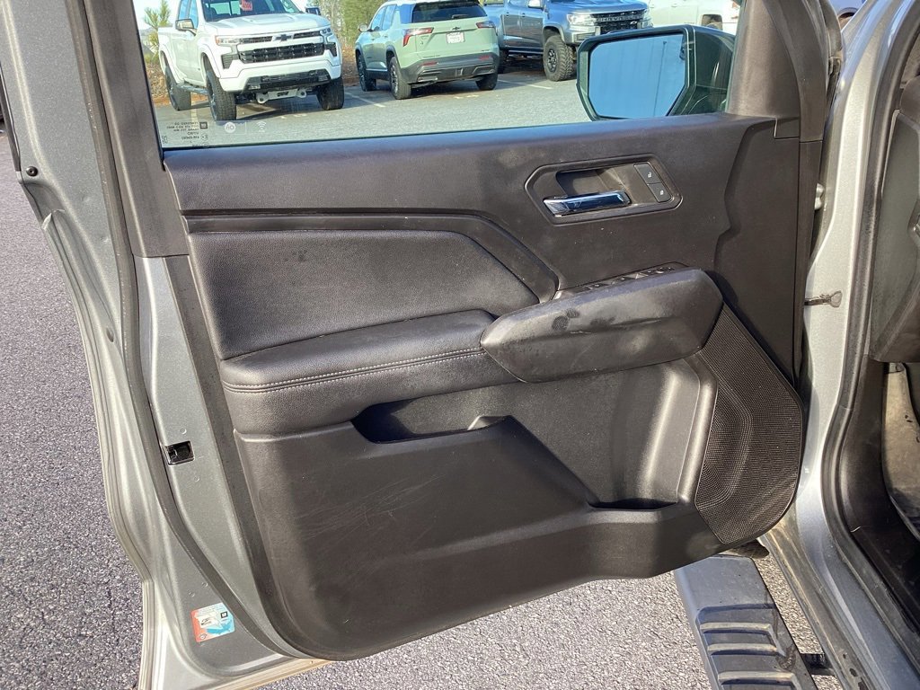 Used 2023 Chevrolet Colorado LT w/ LT Convenience Package II image 10