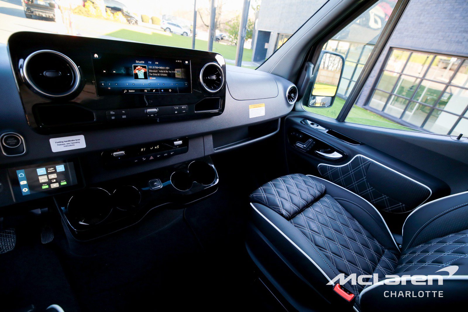 Used 2024 Mercedes-Benz Sprinter 3500 image 14