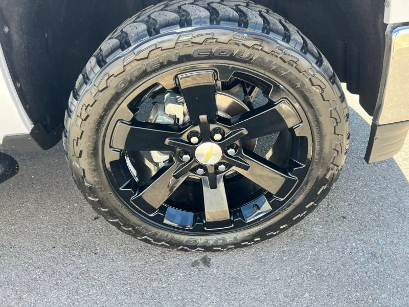 Used 2015 Chevrolet Silverado 1500 LT w/ Rally 2 Edition AWD/4WD image 5