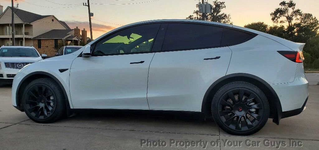 Used 2021 Tesla Model Y Long Range image 22