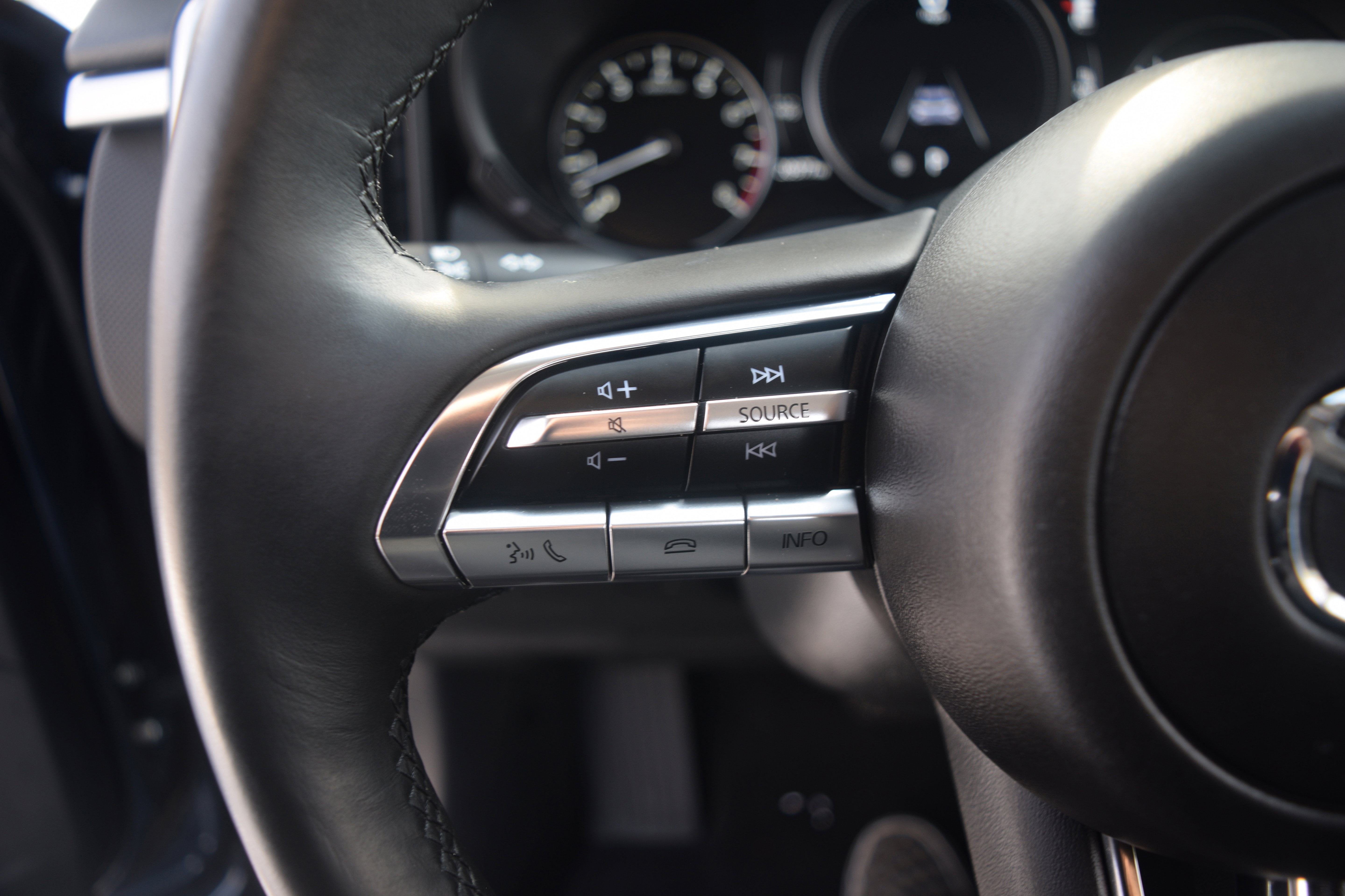 Used 2024 MAZDA CX-50 AWD 2.5 S w/ Cargo Package image 6