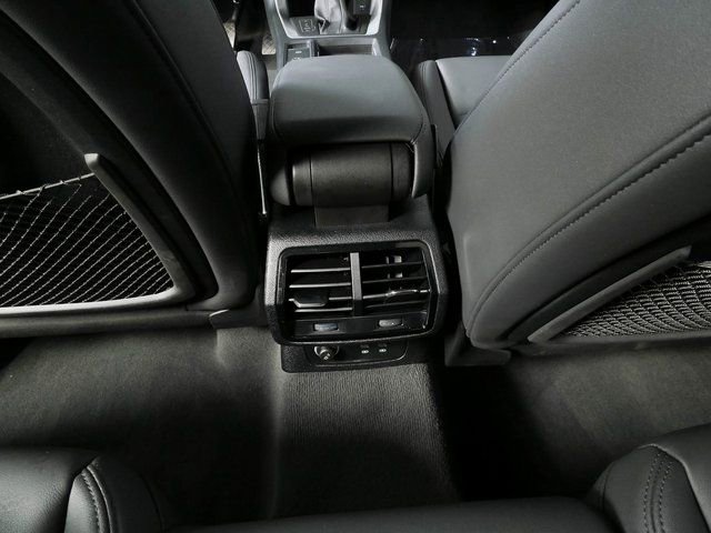 Used 2023 Audi Q3 2.0T Premium w/ Convenience Package AWD/4WD image 19