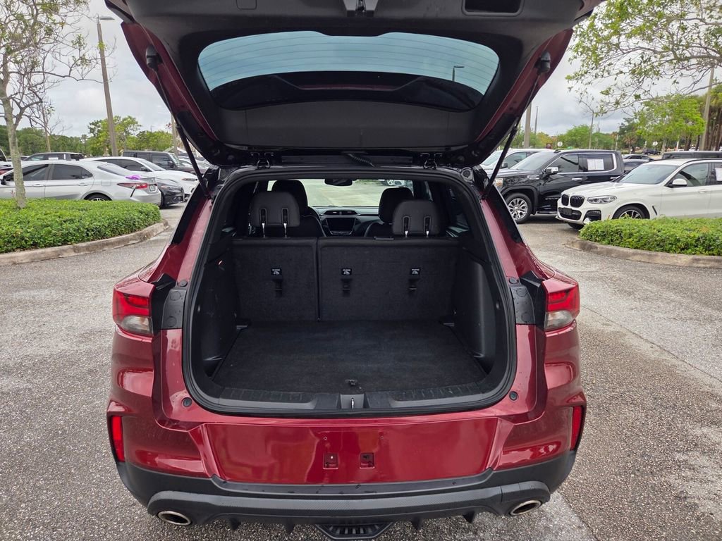 Used 2023 Chevrolet TrailBlazer RS w/ Convenience Package image 28