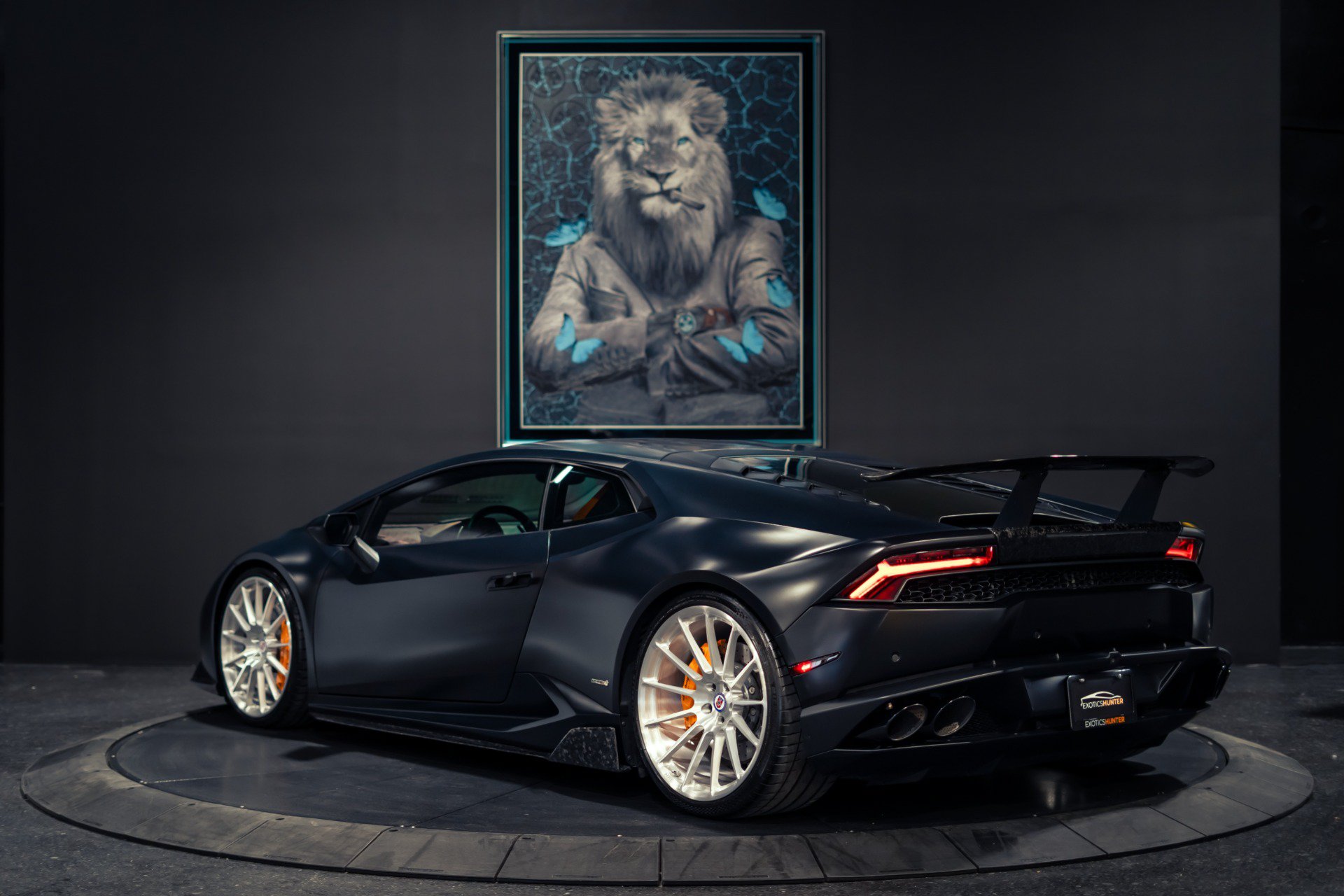 Used 2015 Lamborghini Huracan LP 610-4 AWD/4WD image 34