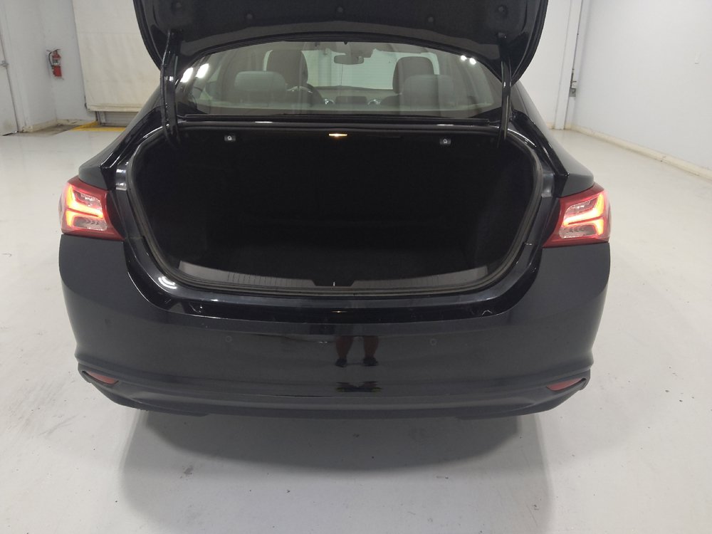 Used 2021 Chevrolet Malibu LT FWD image 29