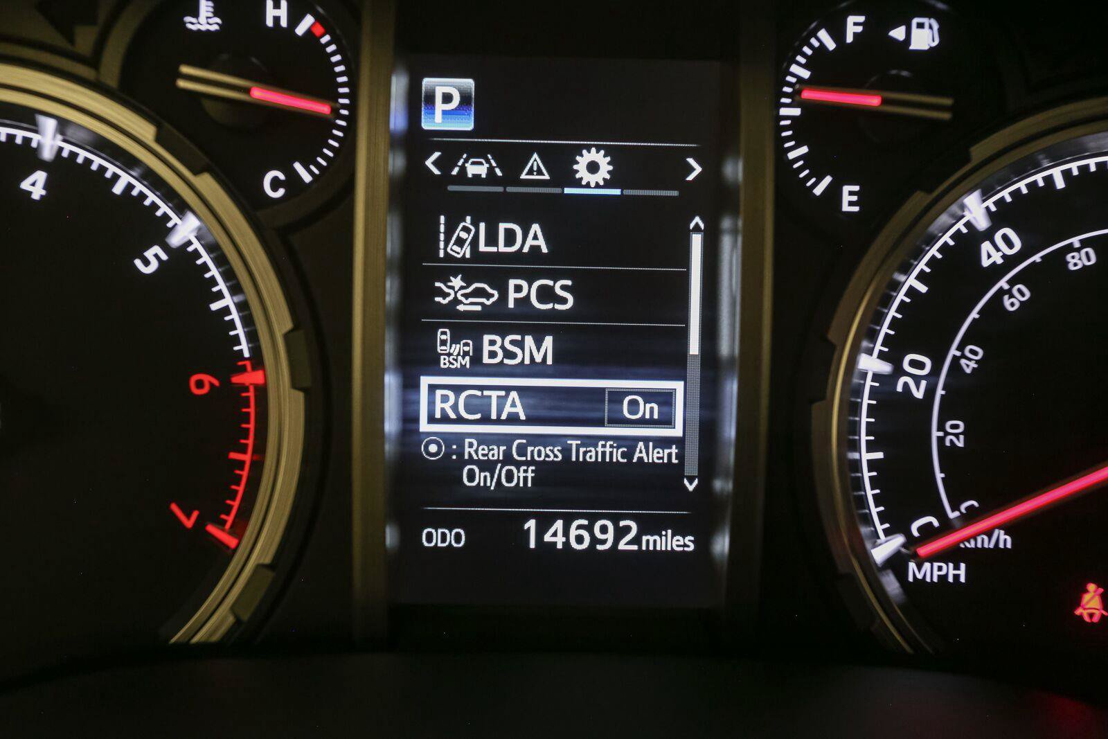Used 2024 Toyota 4Runner TRD Off-Road Premium w/ Off Road Premium Plus Package AWD/4WD image 39