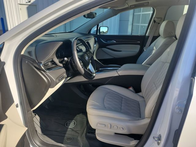 Used 2023 Buick Enclave Avenir w/ Avenir Technology Package image 11