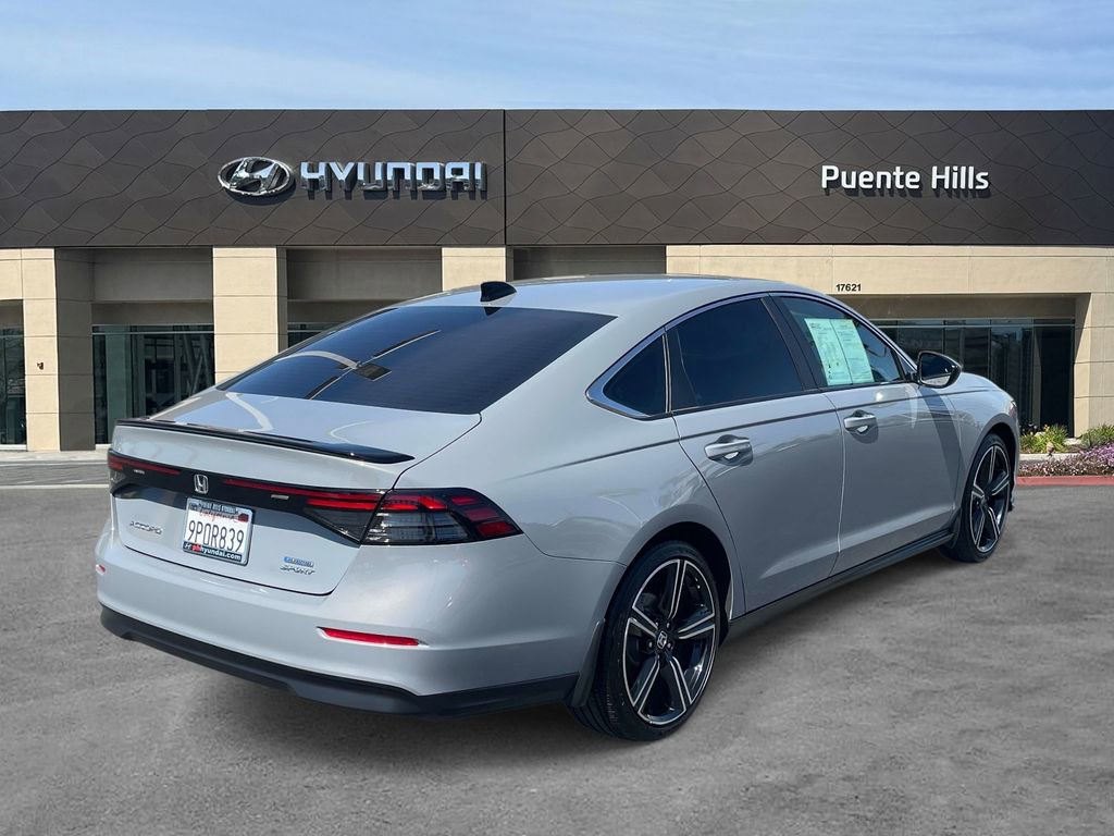 Used 2024 Honda Accord Sport image 4