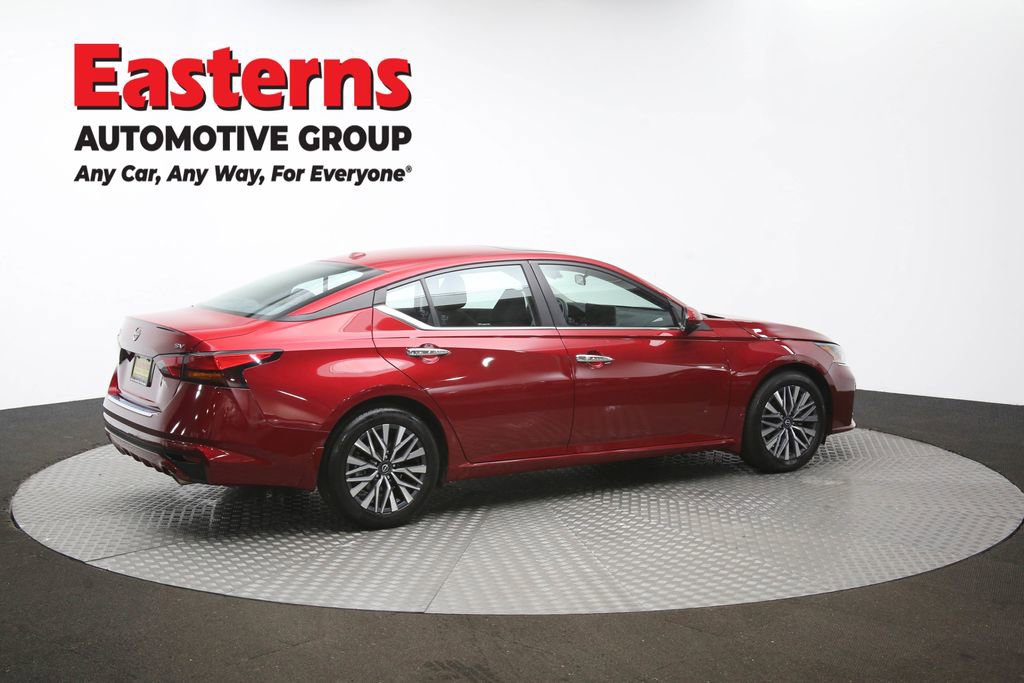 Used 2023 Nissan Altima 2.5 SV w/ SV Premium Package image 43
