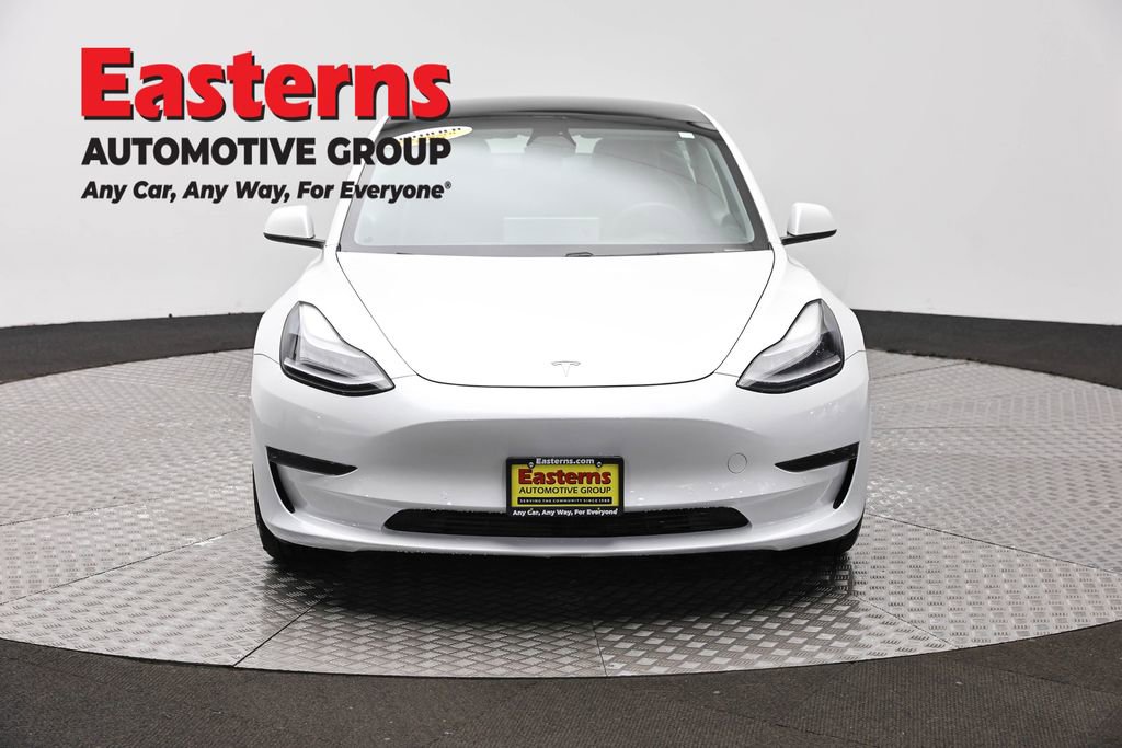 Used 2021 Tesla Model 3 Standard Range Plus RWD image 2
